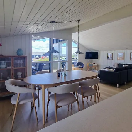 Lovely In With Sauna Feriehus *